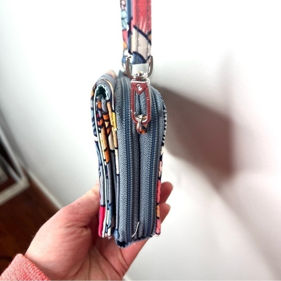 Vera Bradley Tropical Evening Small Compact Cloth Crossbody Bag Purse - Picture 7 of 16